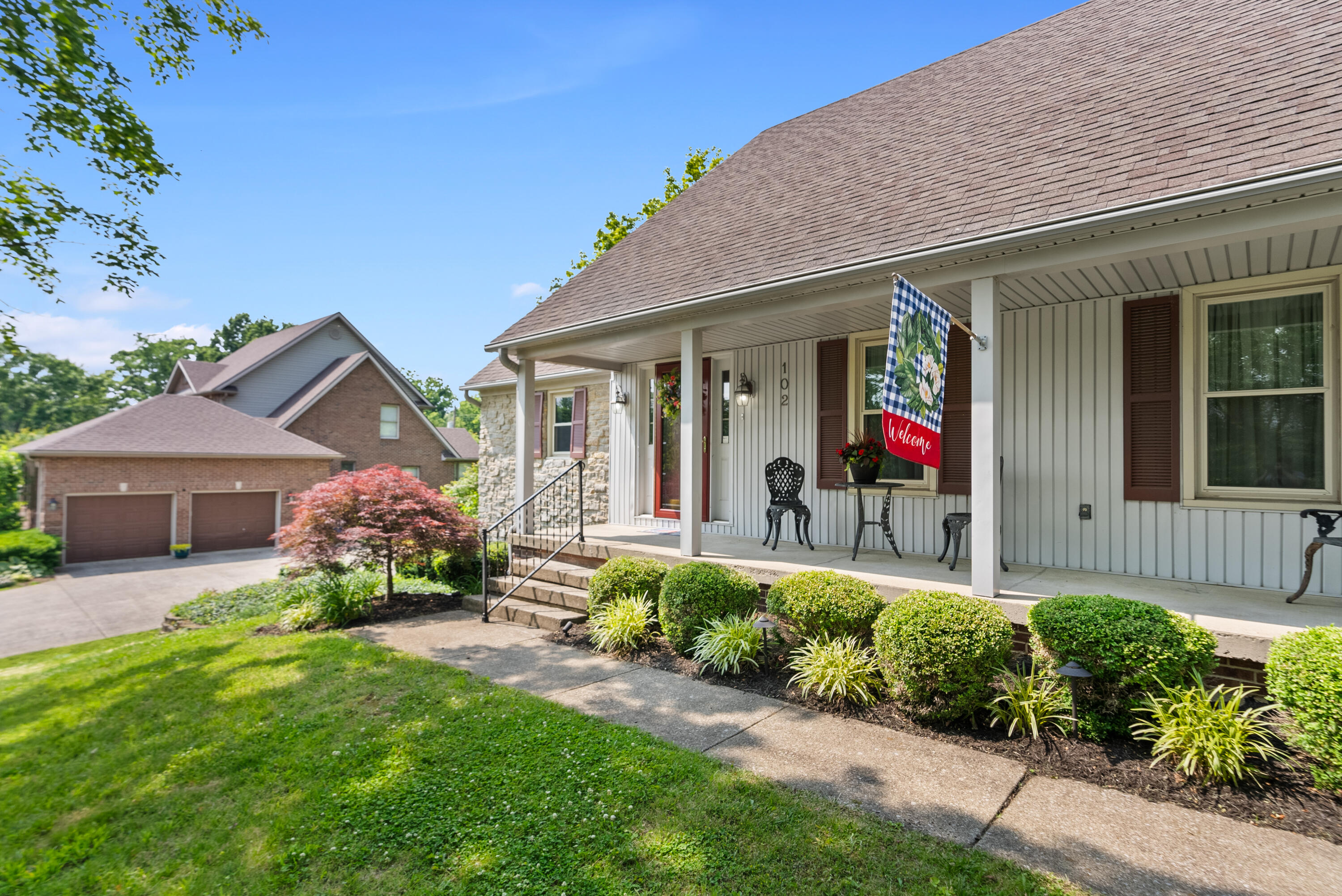 102 Camelot Drive