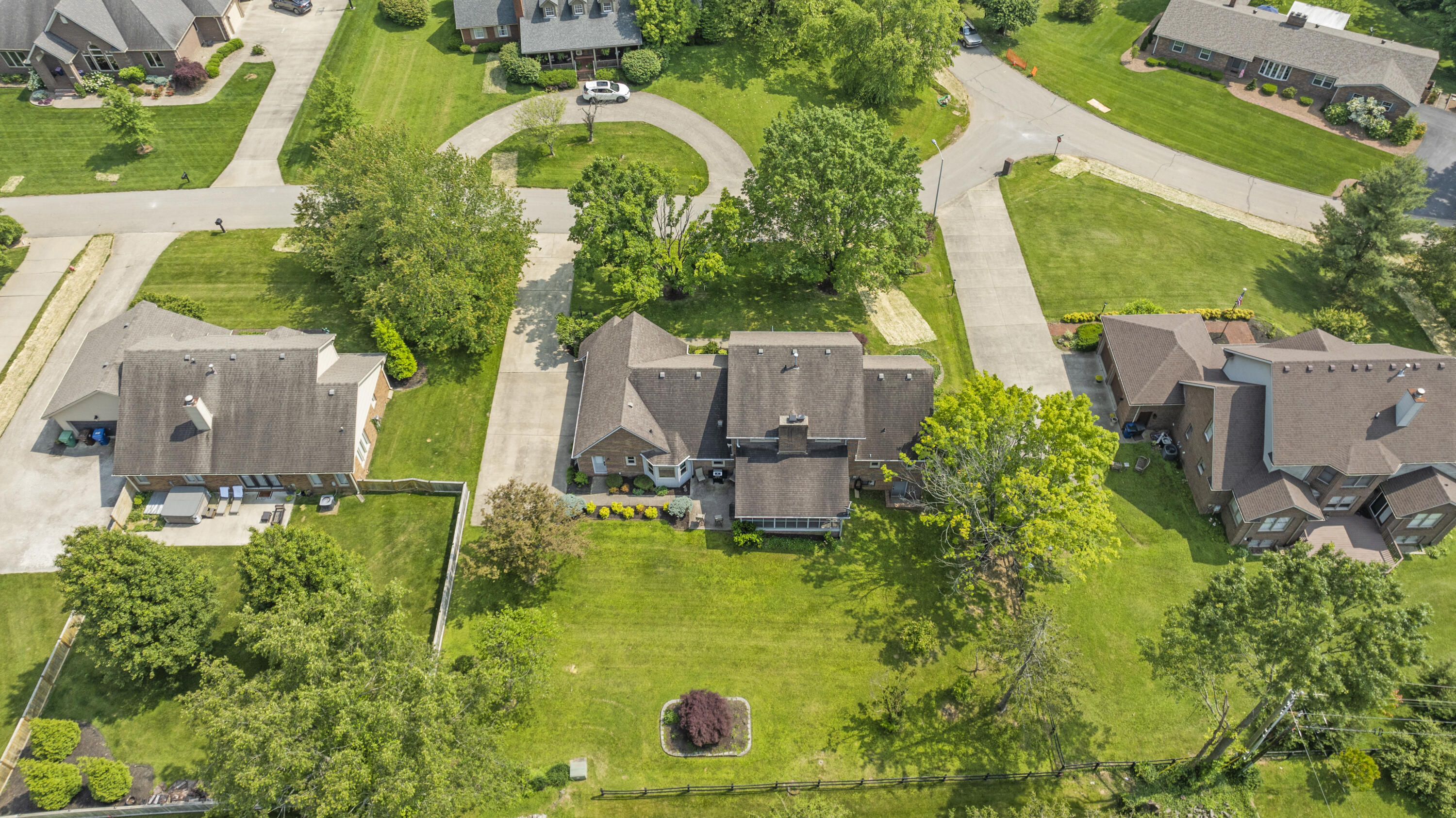102 Camelot Drive