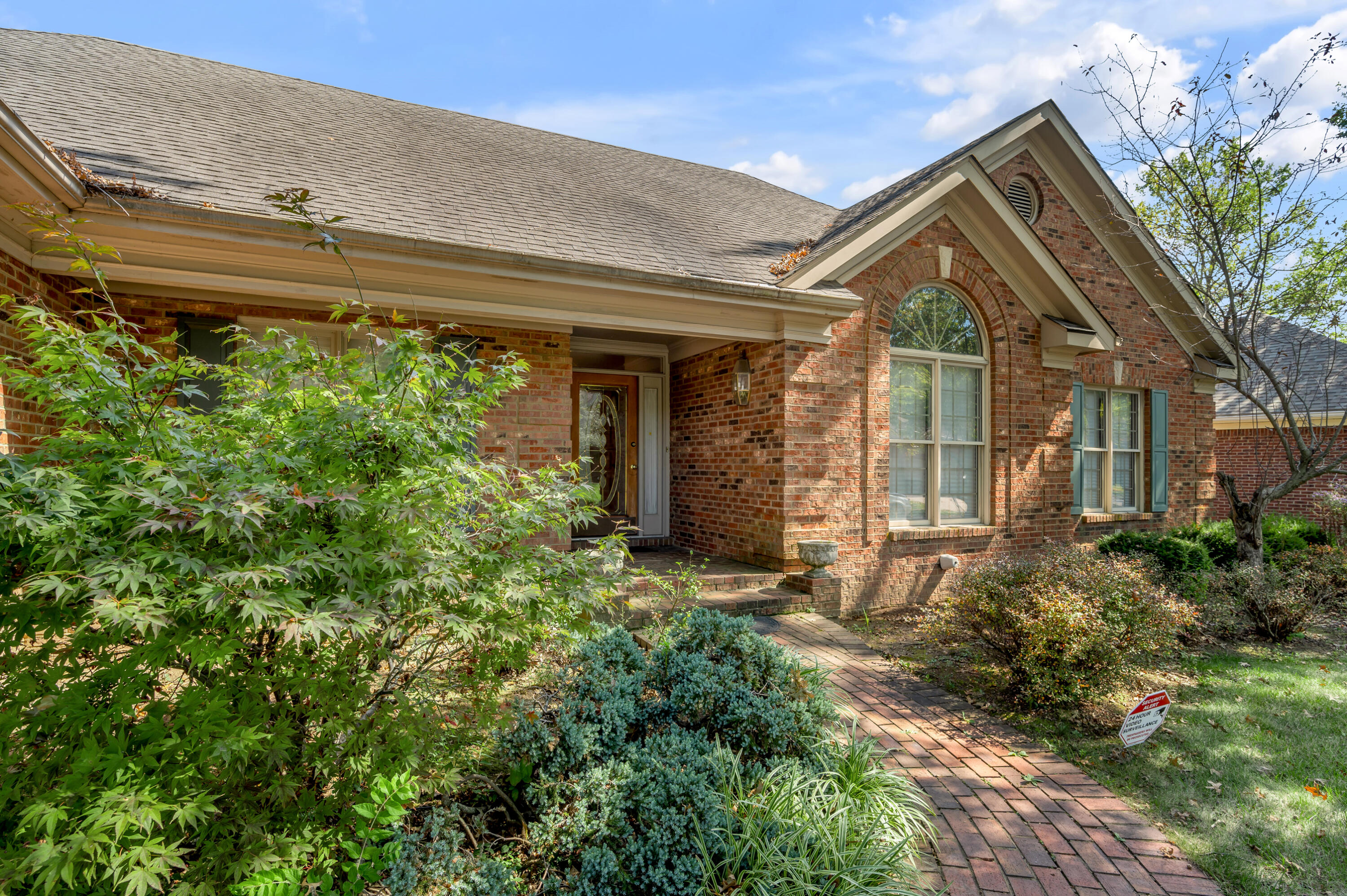2605 Clubside Court