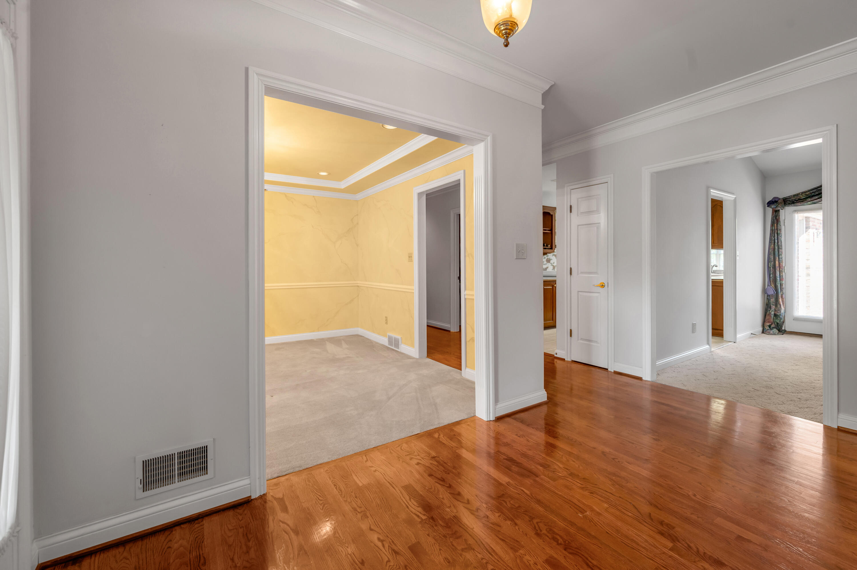 2605 Clubside Court