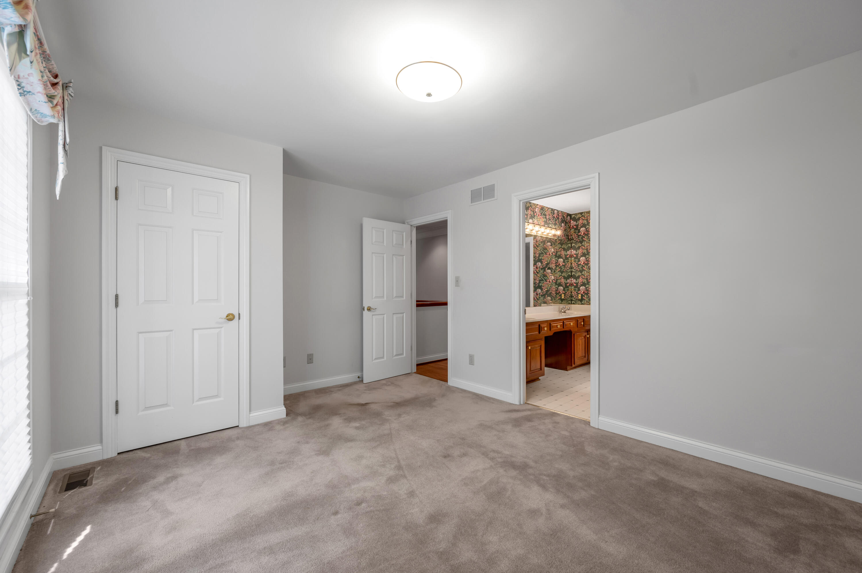 2605 Clubside Court
