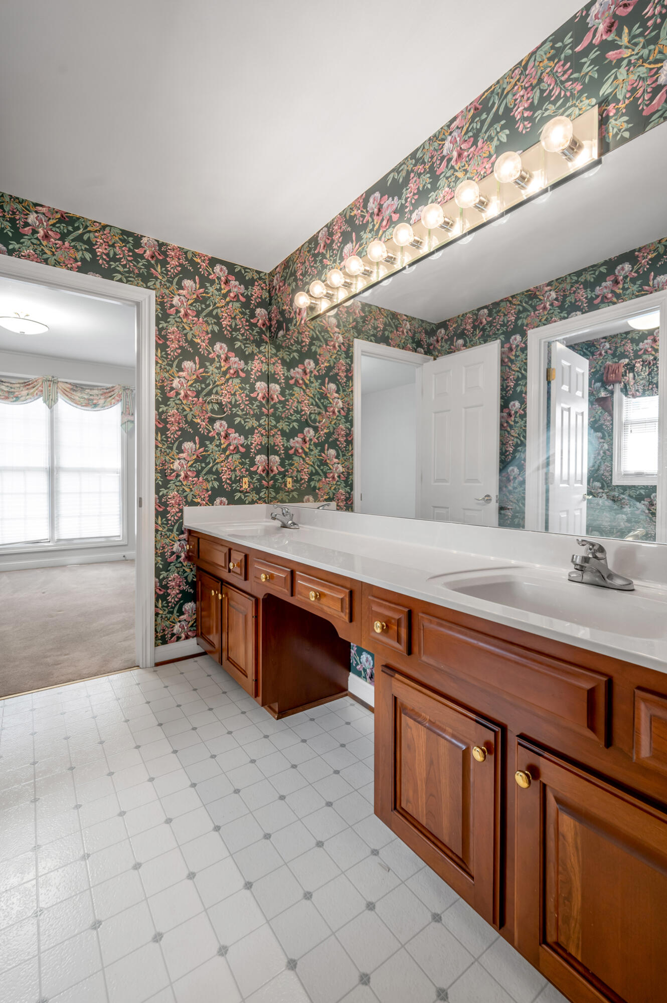 2605 Clubside Court