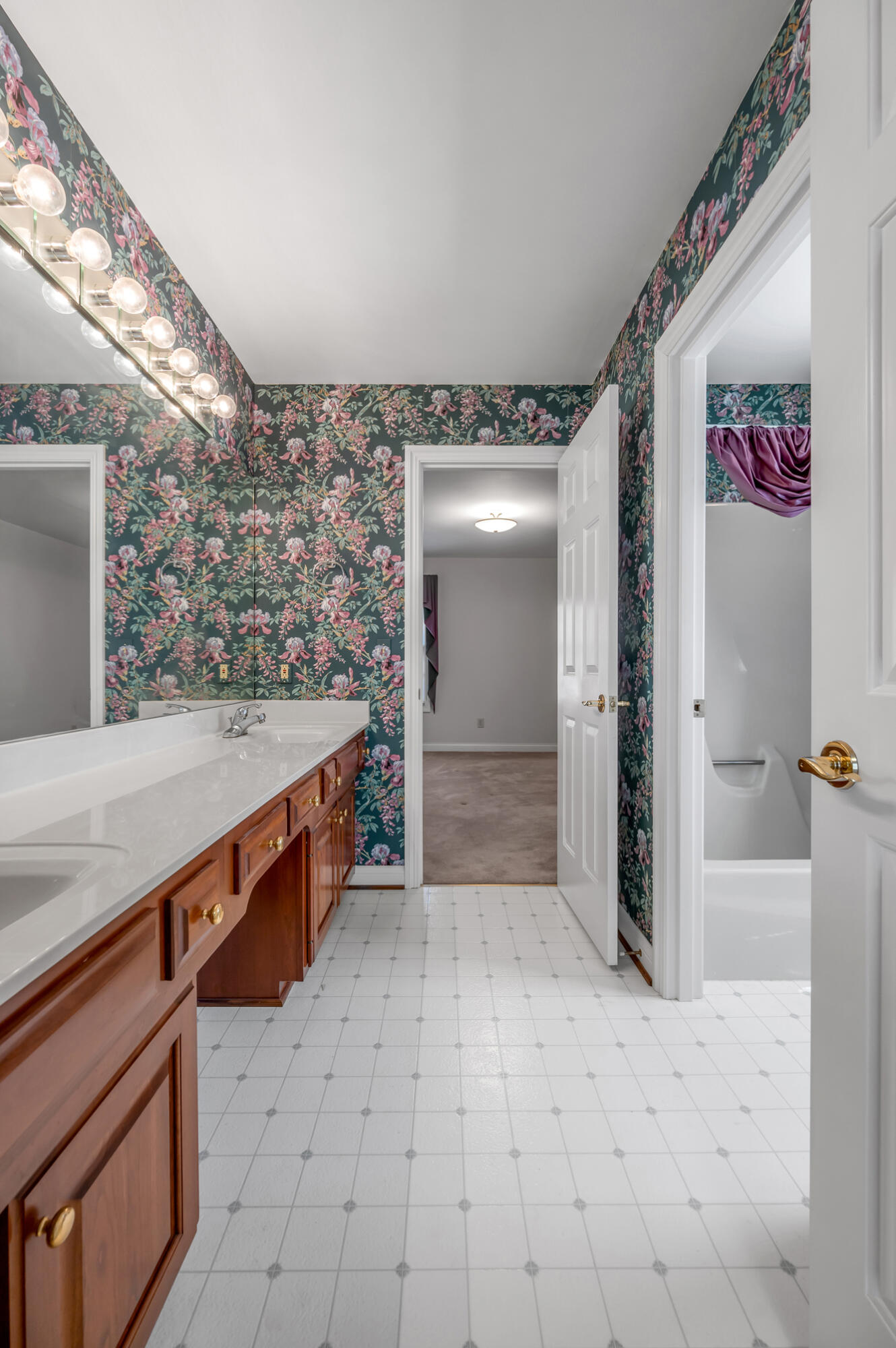 2605 Clubside Court