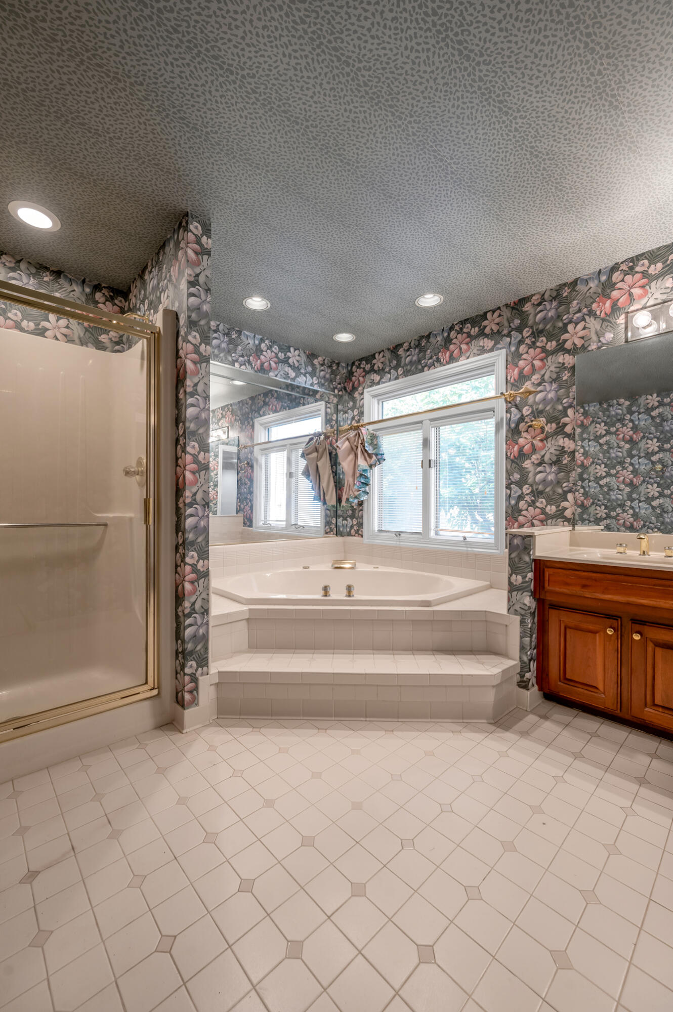 2605 Clubside Court