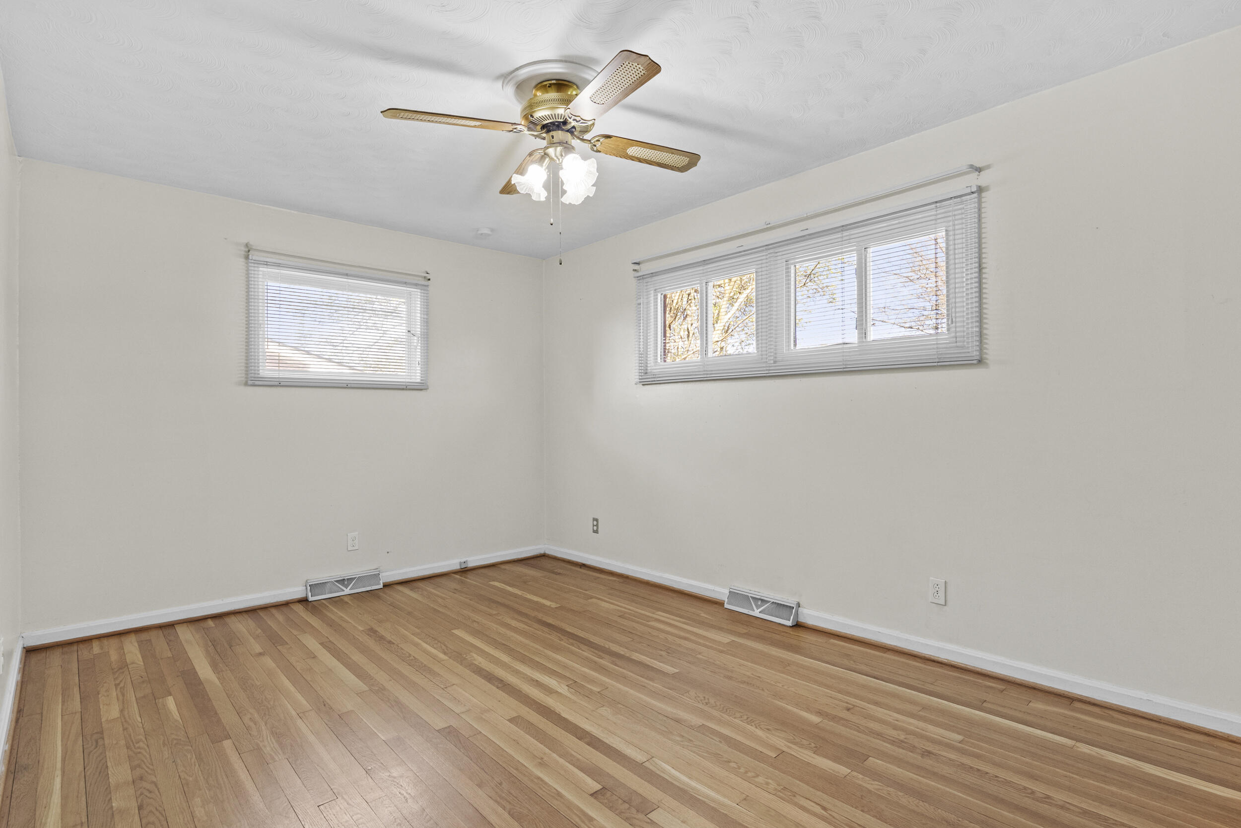 1516 Port Royal Drive