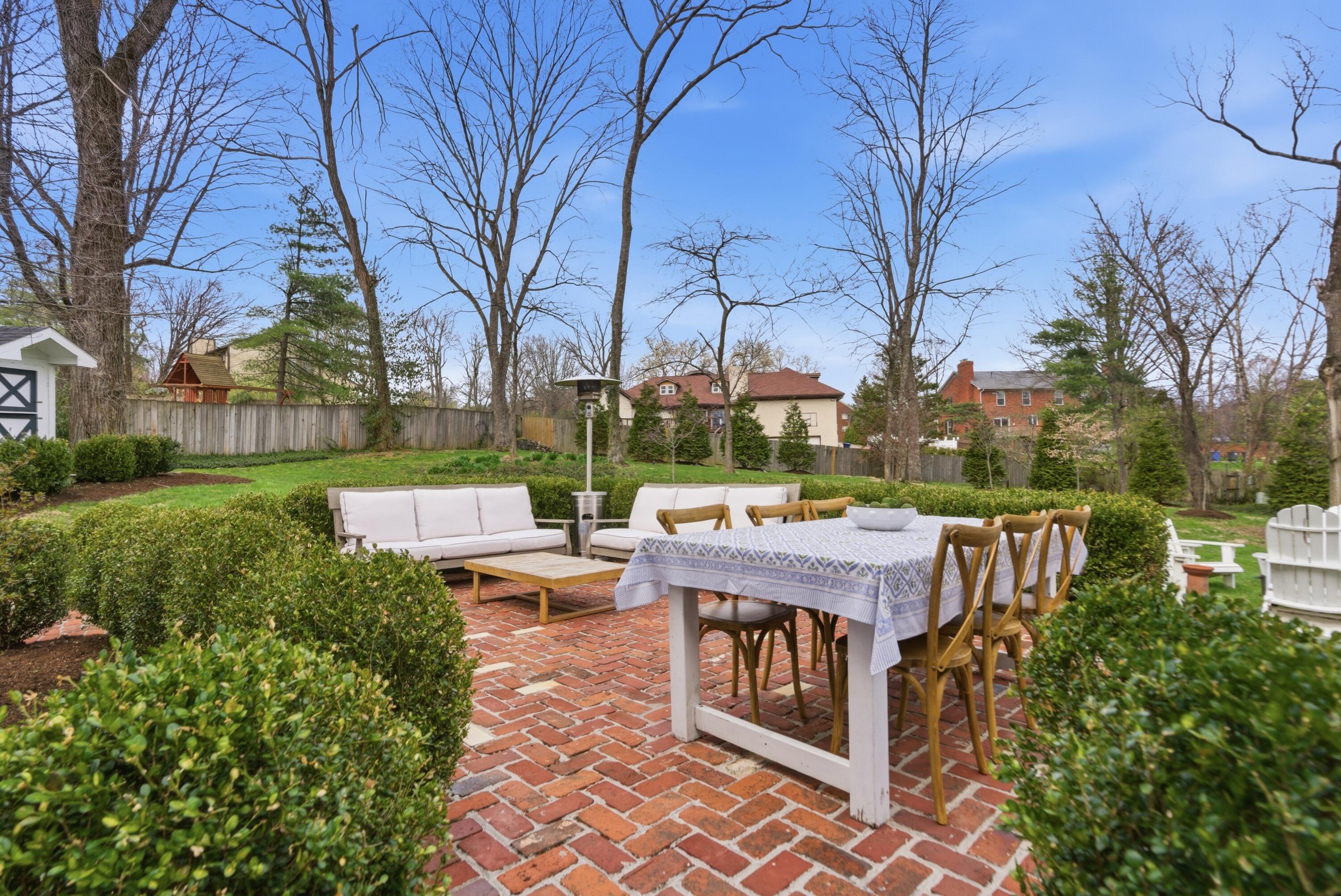 3144 Warrenwood Wynd