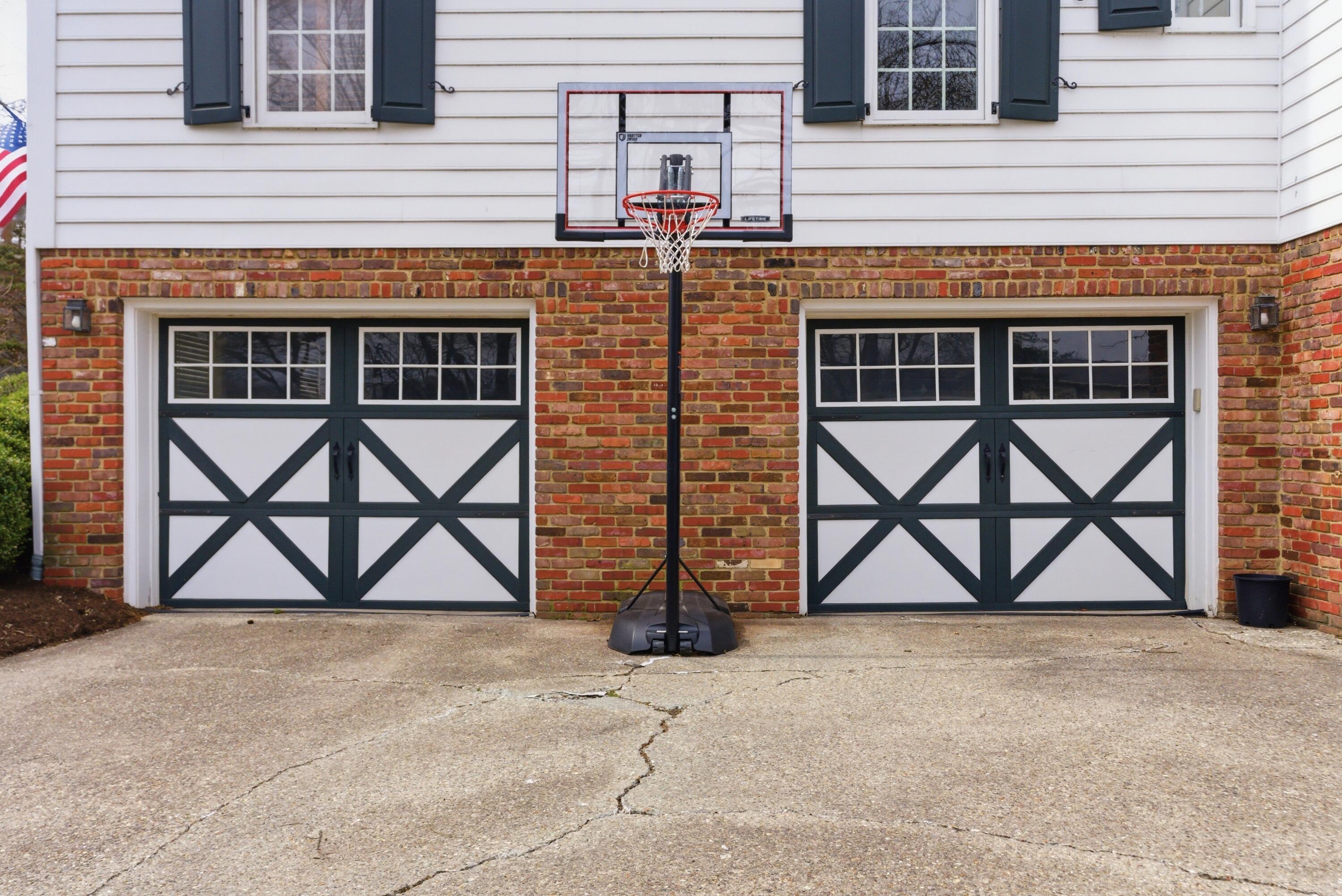 3144 Warrenwood Wynd