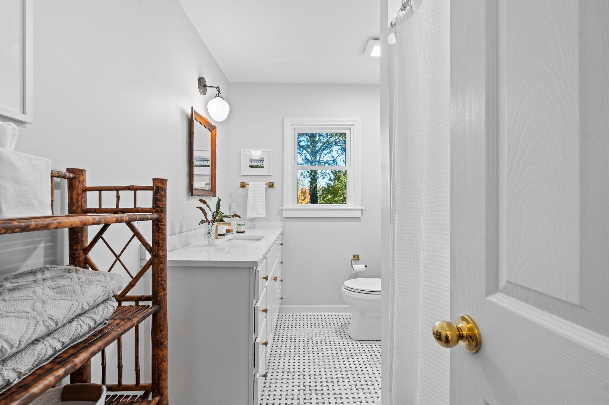 3408 Hunter Circle