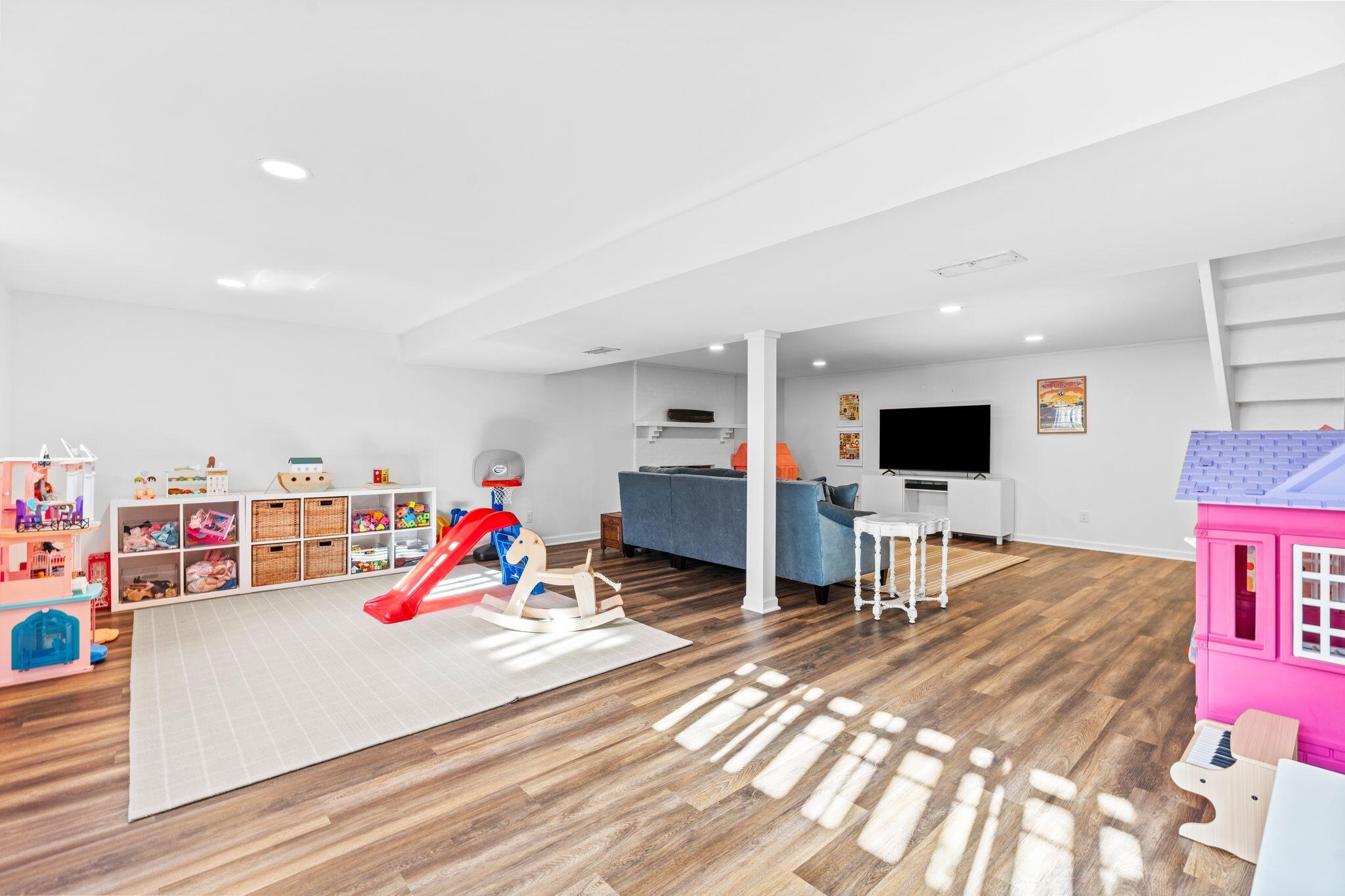 3408 Hunter Circle