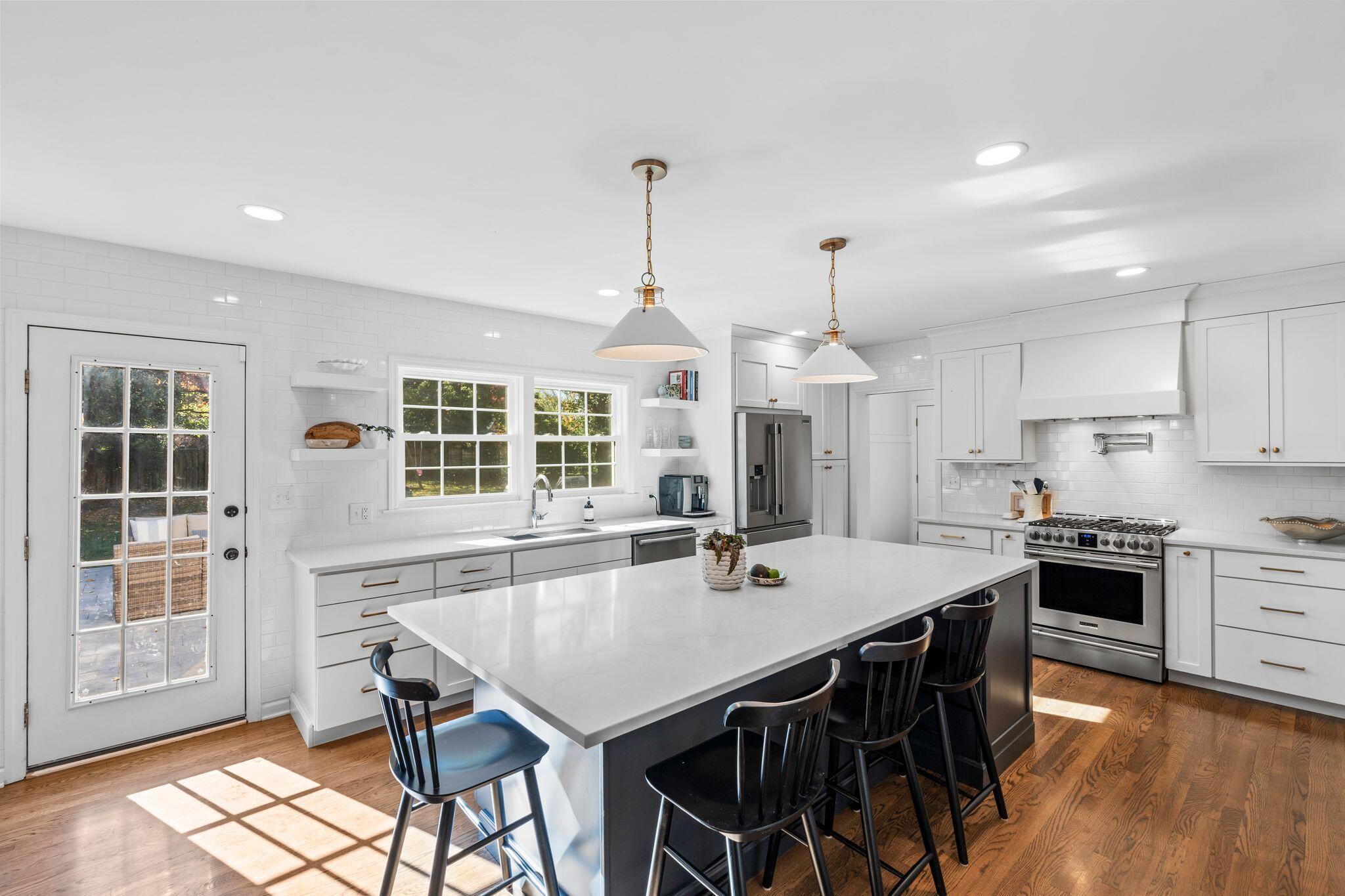 3408 Hunter Circle