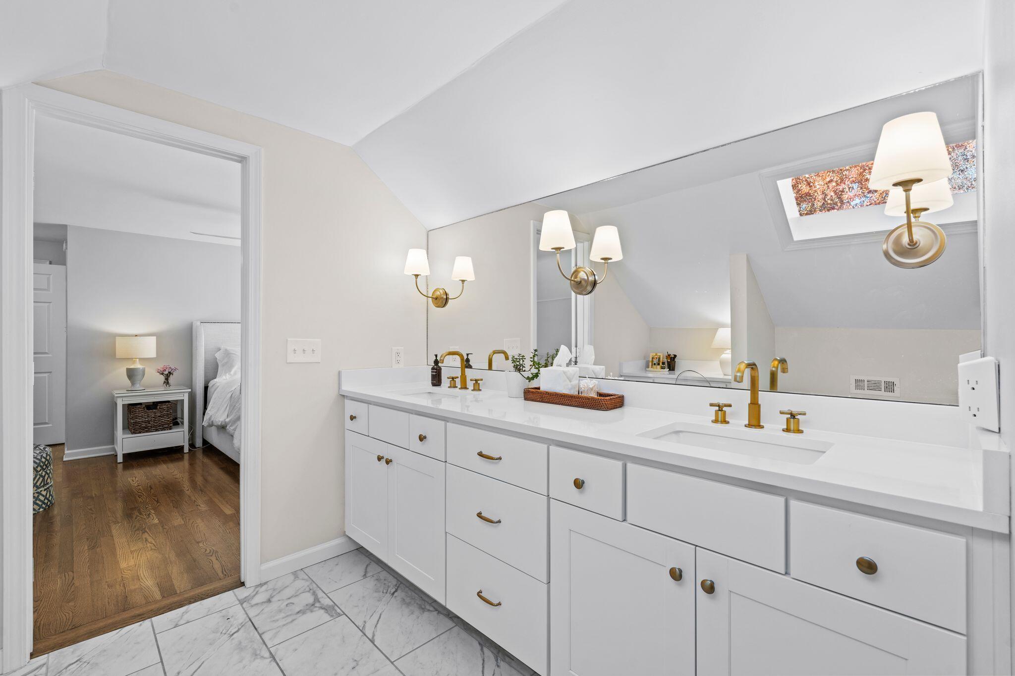 3408 Hunter Circle