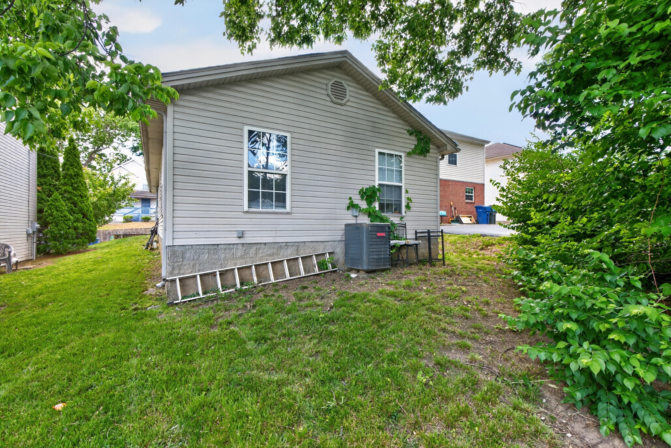 141 Colfax Street