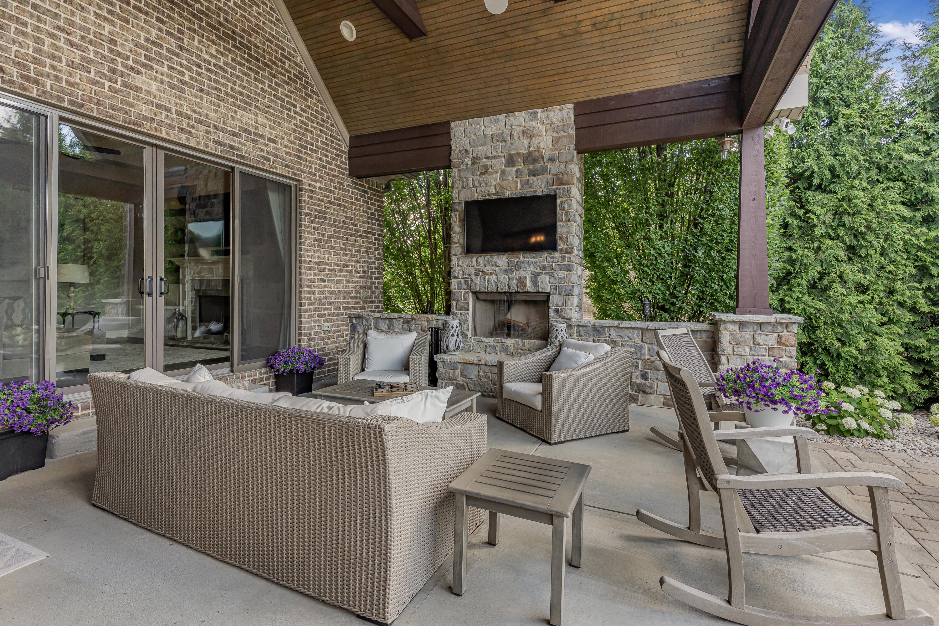 115 Mill Rock Road