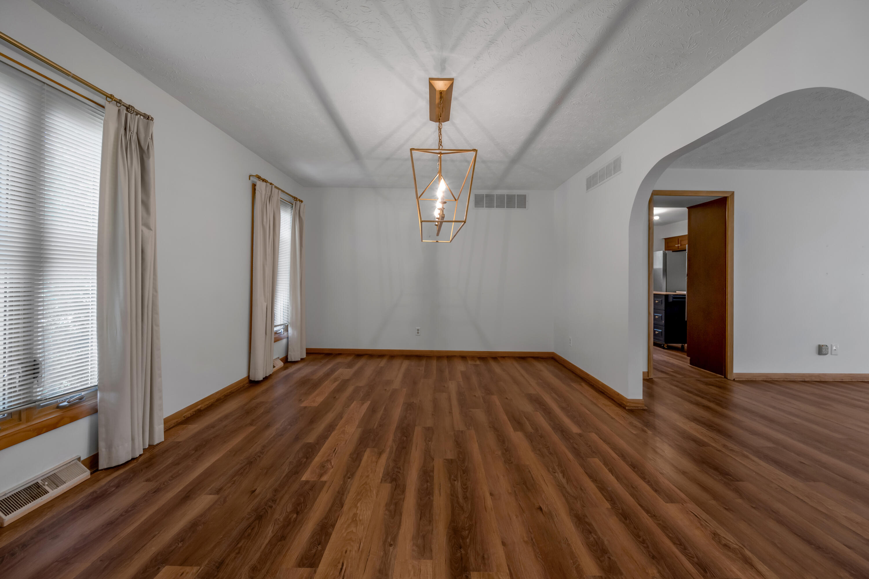 3362 Pimlico Parkway
