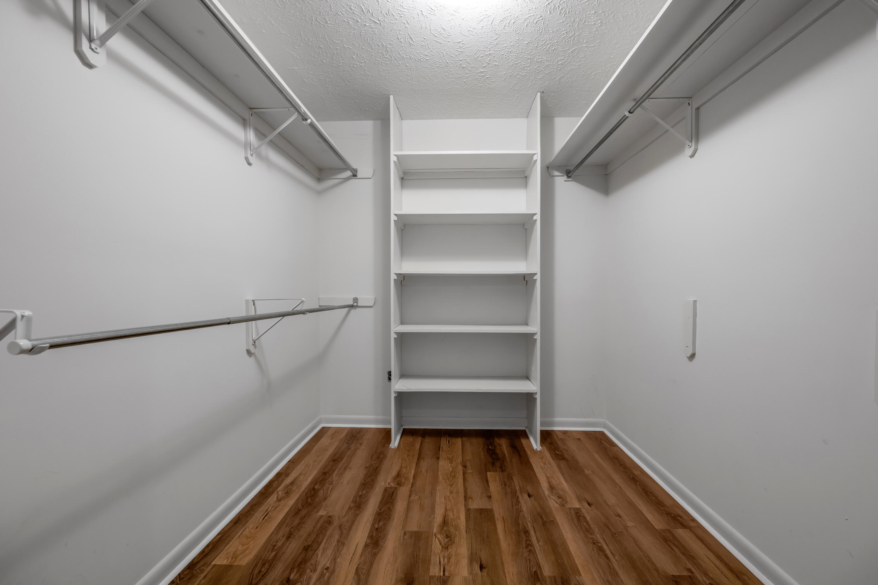 3362 Pimlico Parkway