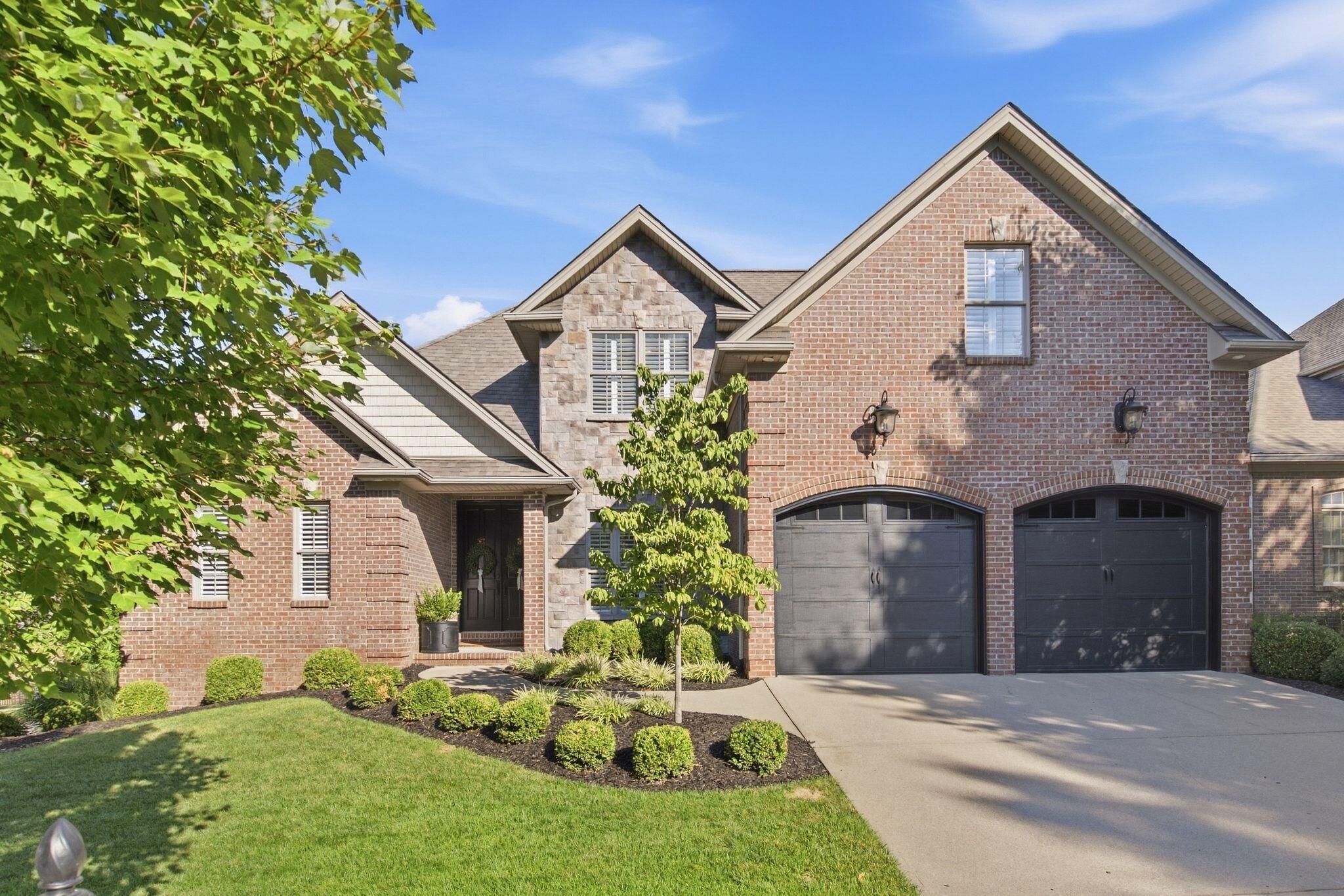 945 Princess Doreen Drive