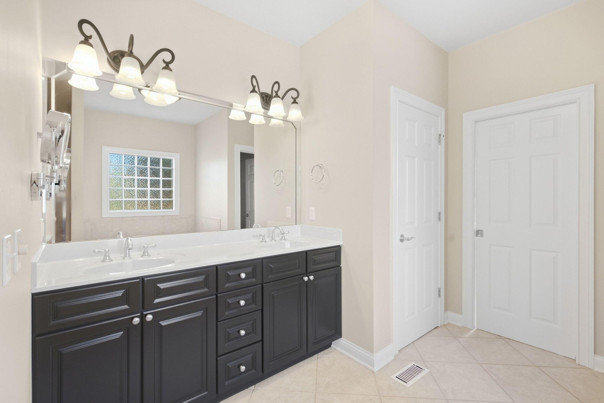 945 Princess Doreen Drive