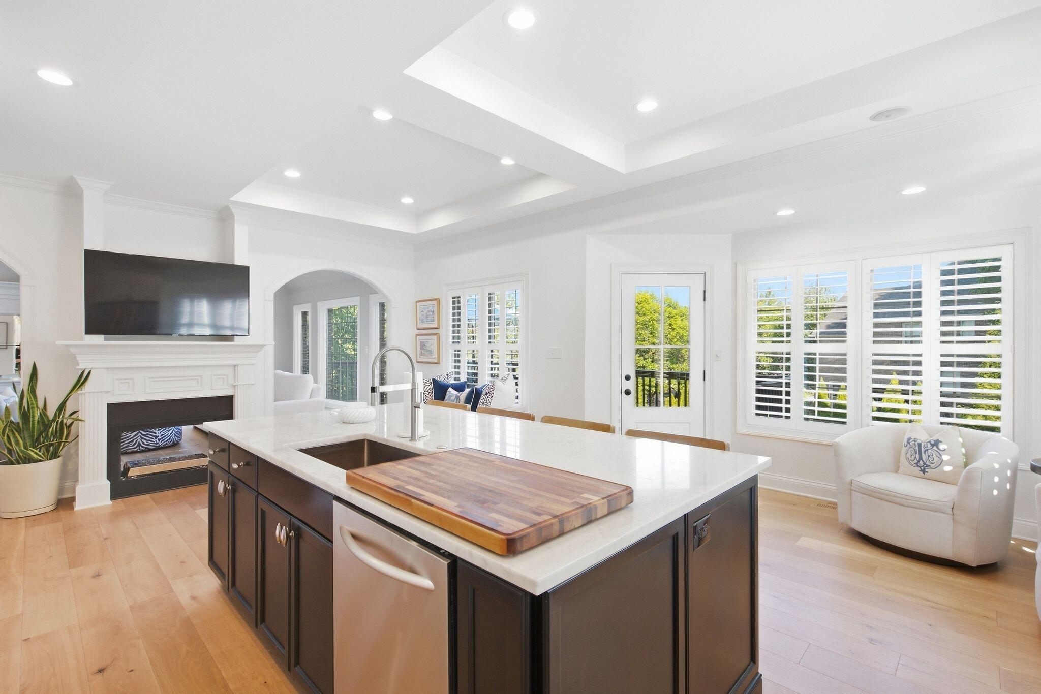 945 Princess Doreen Drive