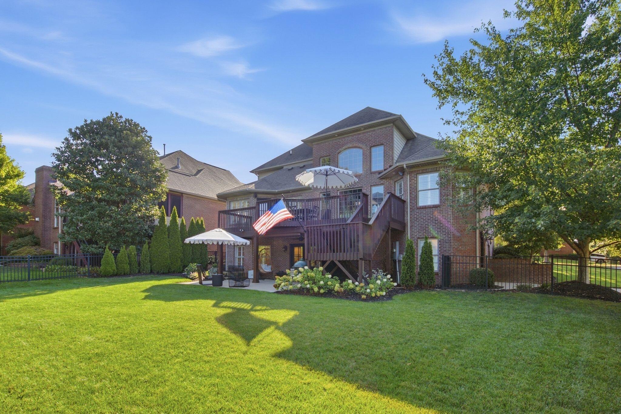 945 Princess Doreen Drive