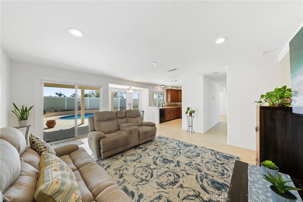 41099 Willowbend Drive