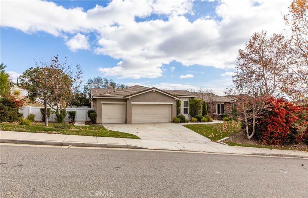 43062 Calle Ventura