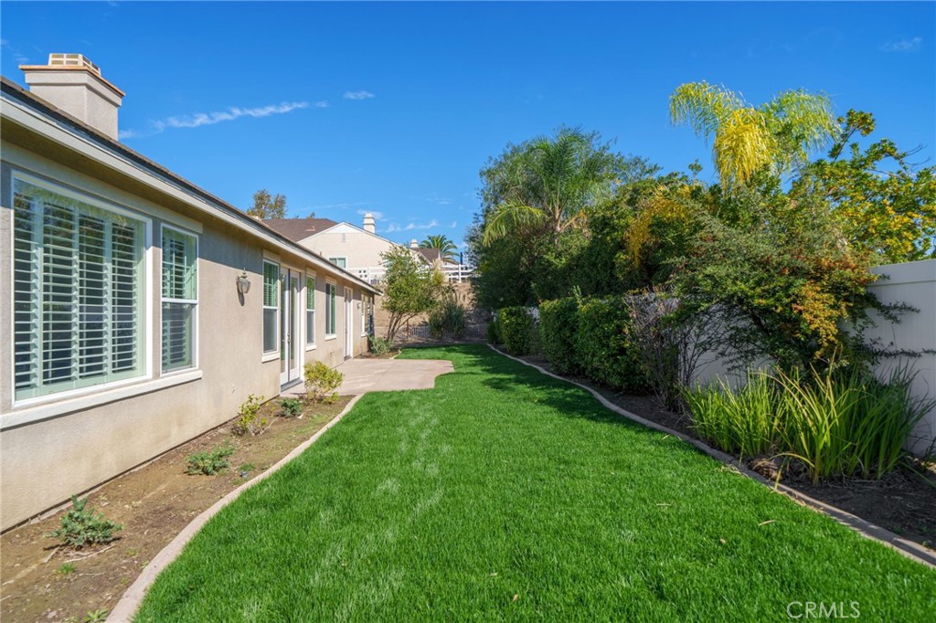43062 Calle Ventura