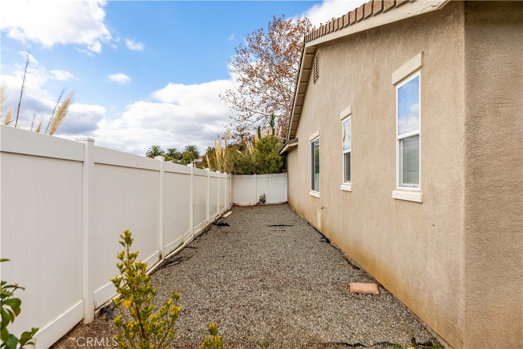 43062 Calle Ventura