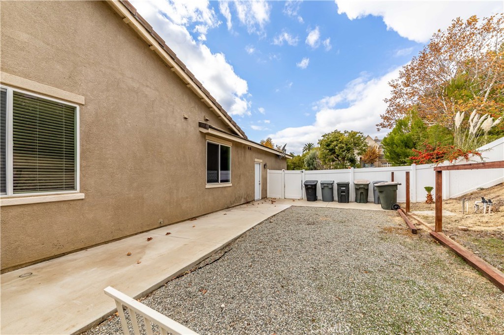 43062 Calle Ventura