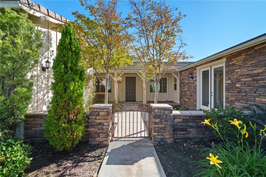 43062 Calle Ventura