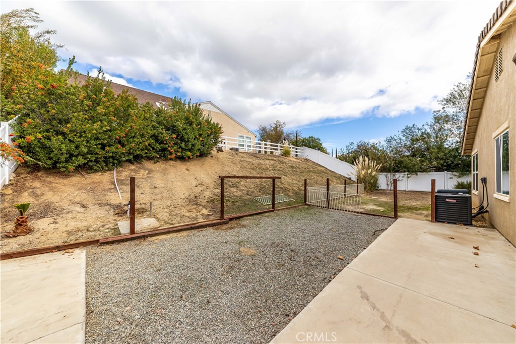 43062 Calle Ventura