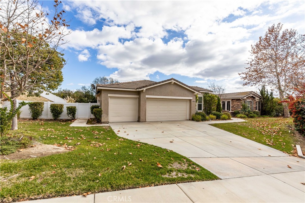 43062 Calle Ventura