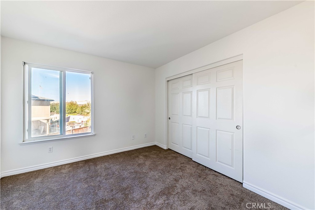 32925 Cloverdale Court