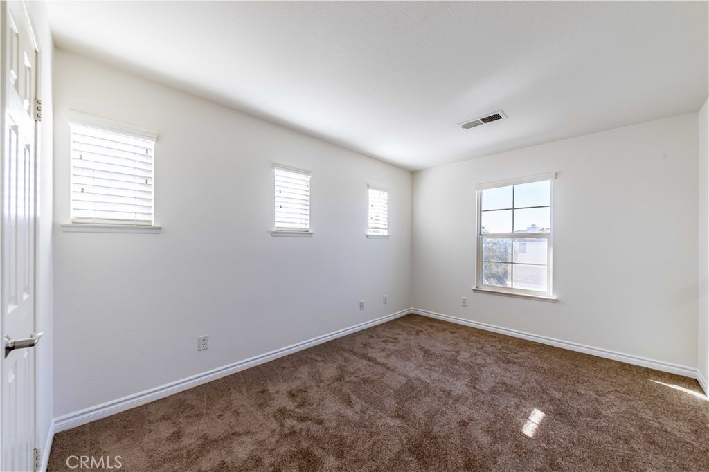 32925 Cloverdale Court