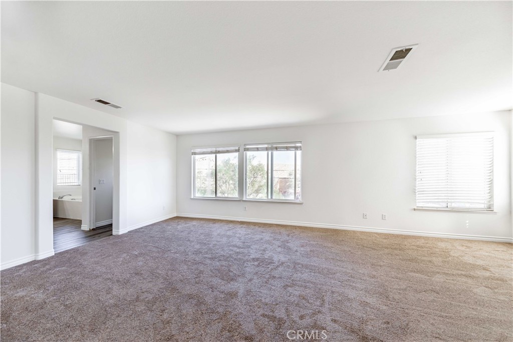 32925 Cloverdale Court