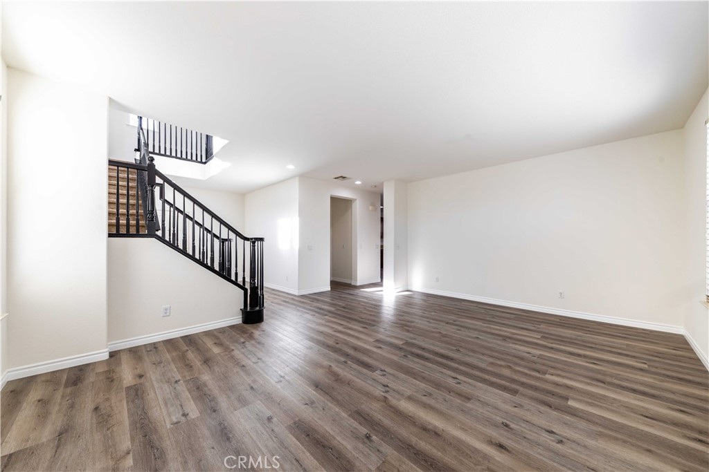 32925 Cloverdale Court