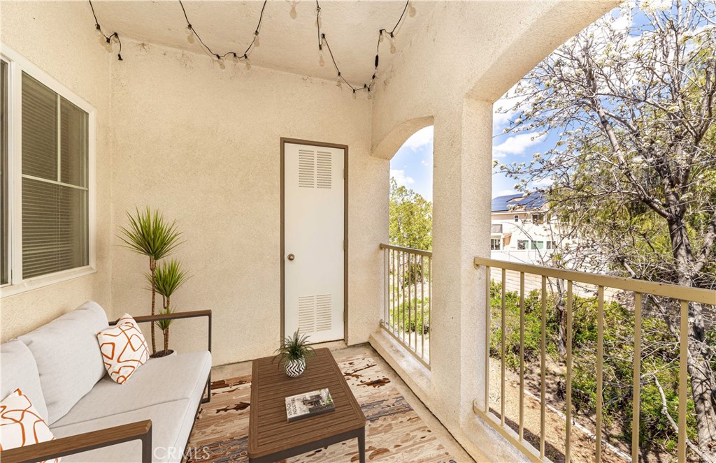 26326 Arboretum Way 405