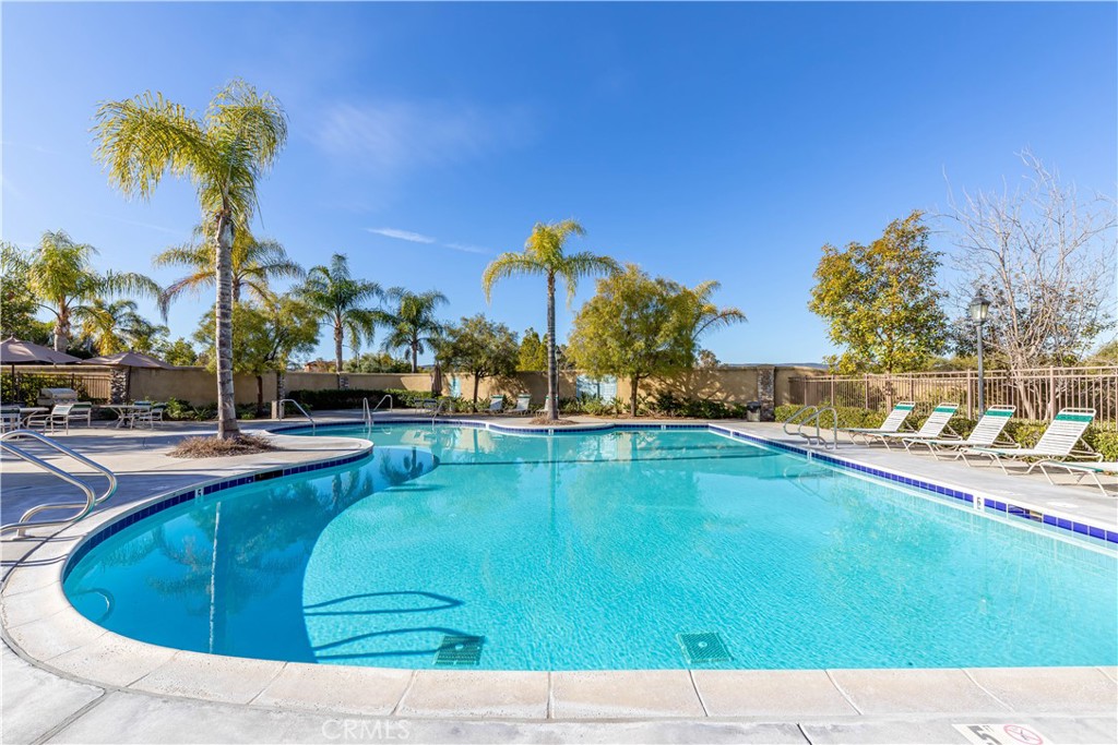 26326 Arboretum Way 405