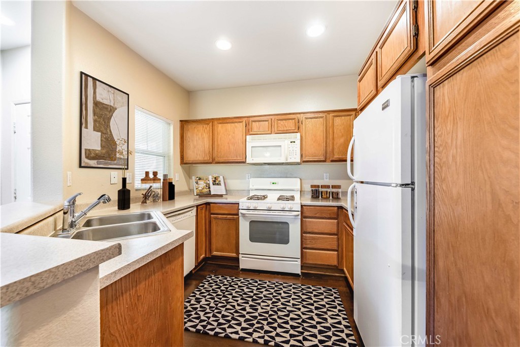 26326 Arboretum Way 405