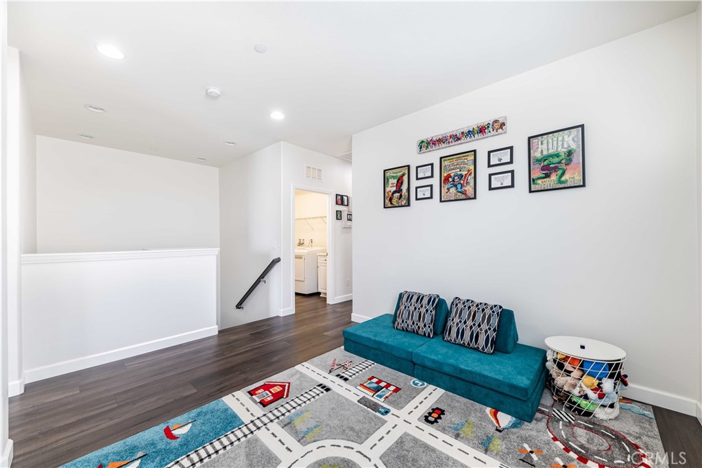 31881 Calle Luz