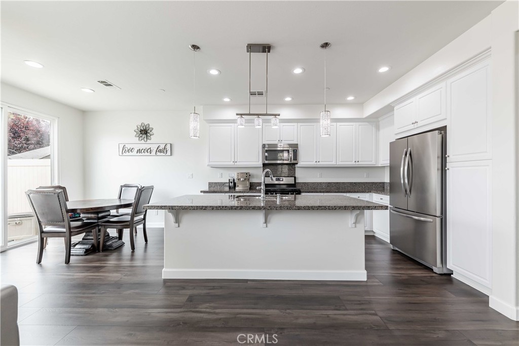 31881 Calle Luz