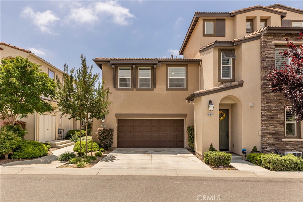 31881 Calle Luz