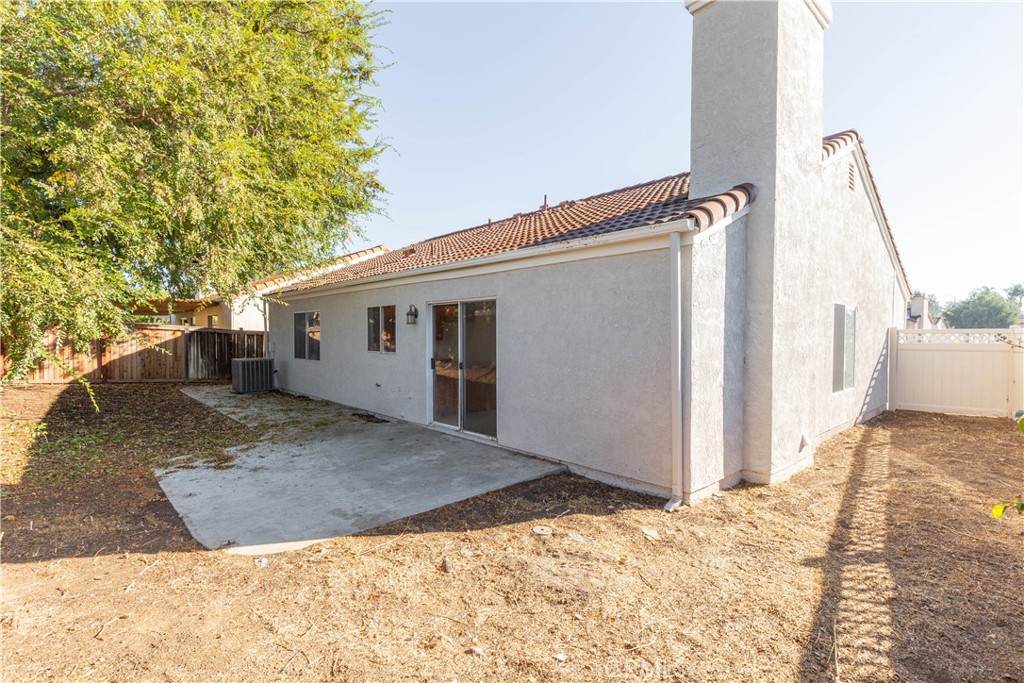 39579 Silverberry Court