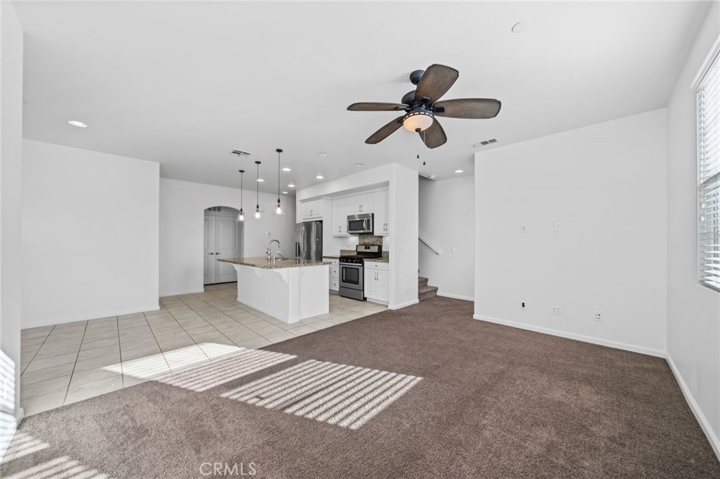 31880 Calle Luz