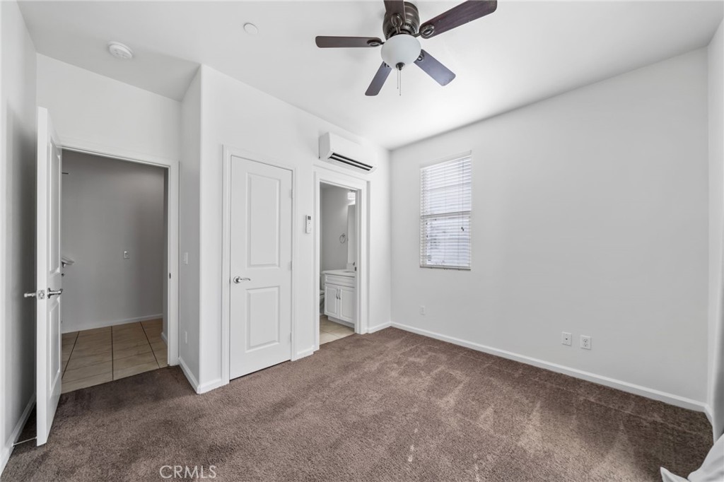 31880 Calle Luz