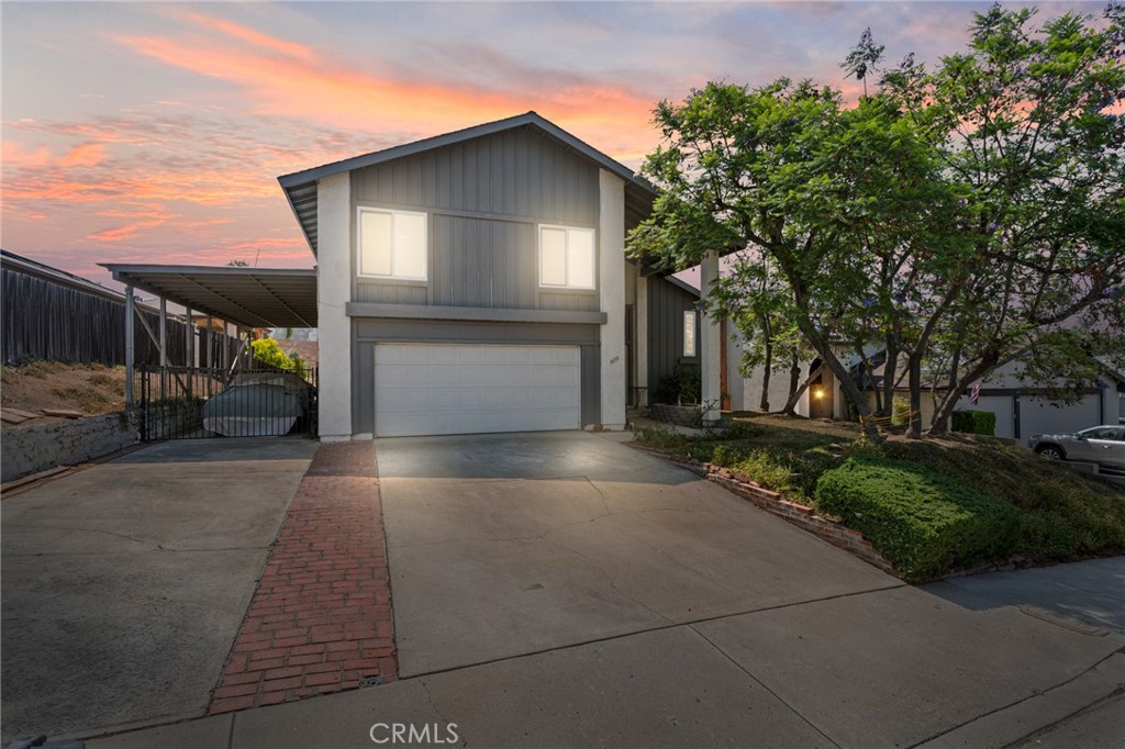 1659 Lomacita Terrace
