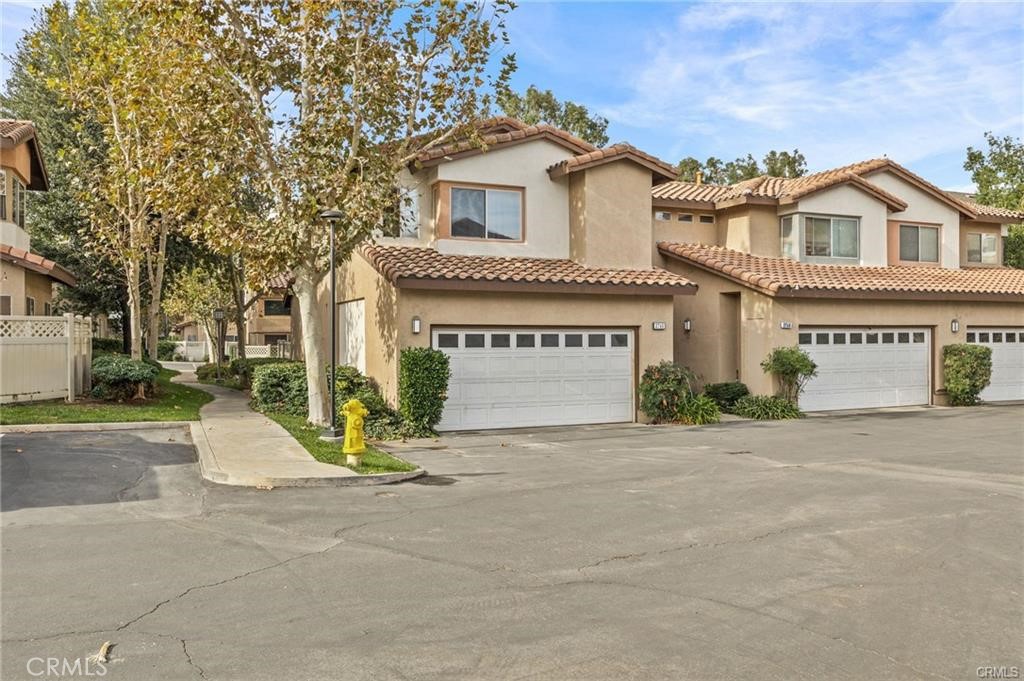 3740 Camino Sobre Vista