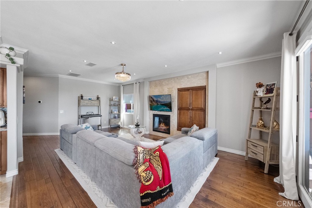 40493 Calle Katerine