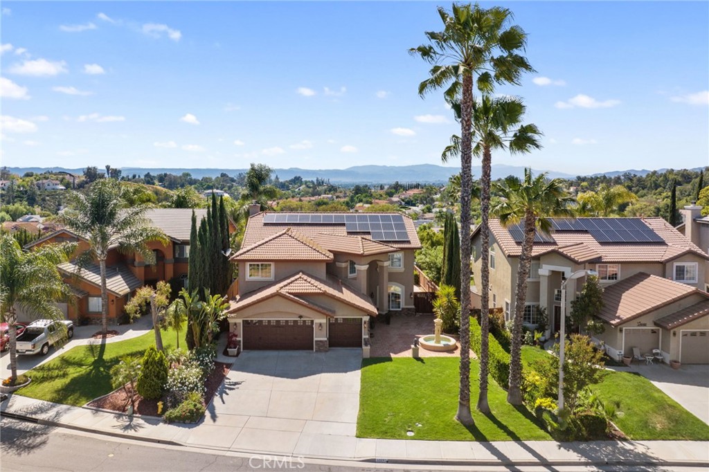 40493 Calle Katerine