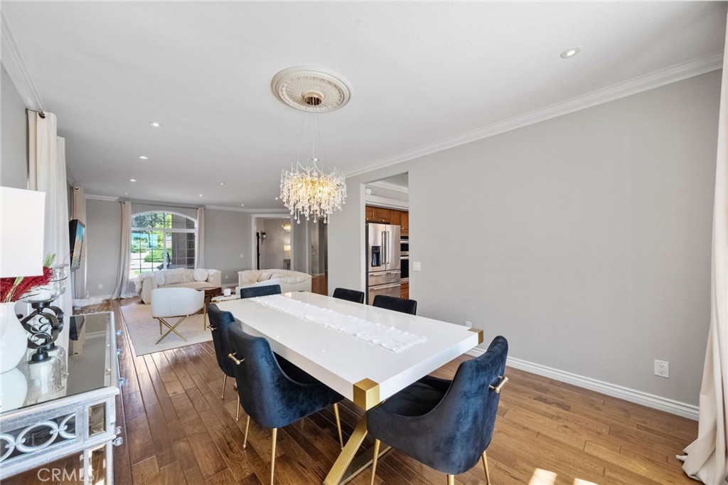 40493 Calle Katerine