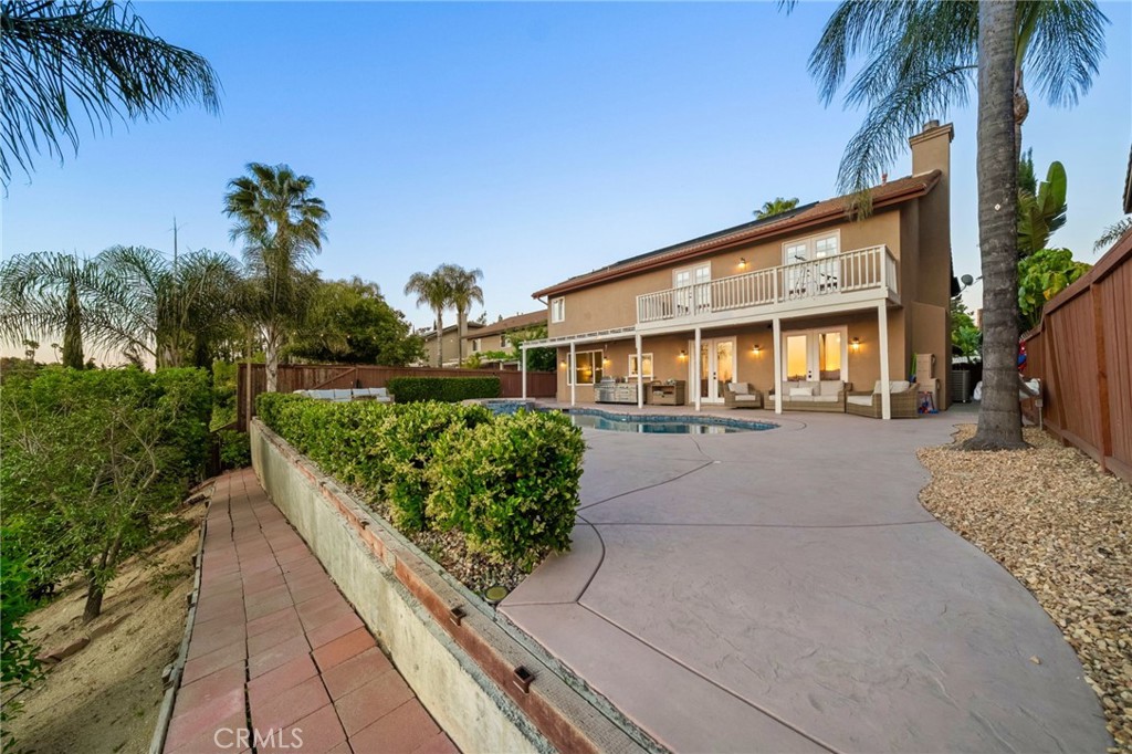 40493 Calle Katerine